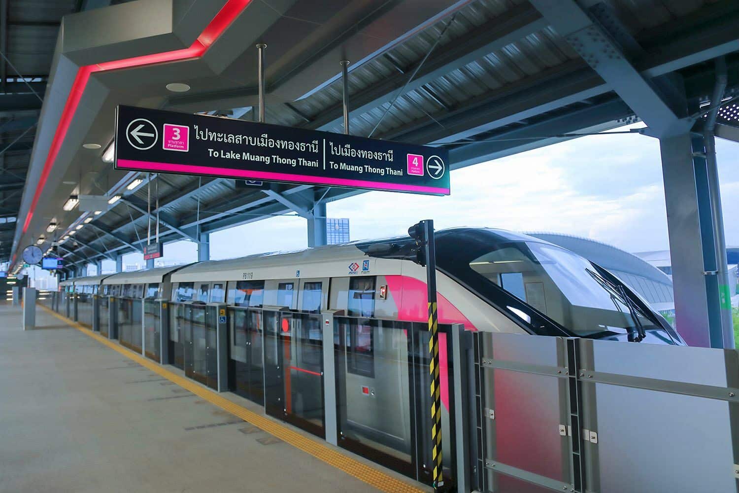 Pink Line extension to Muang Thong Thani