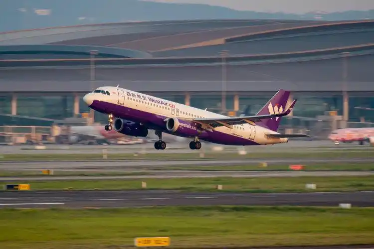 西部航空开通重庆至仰光直飞航线，加密越南河内航班